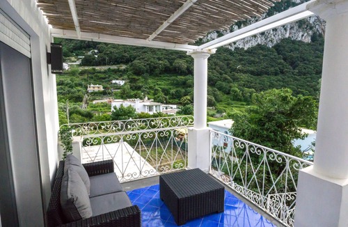 Marina Grande House | "Casa del mare" typical Capri style apartment
