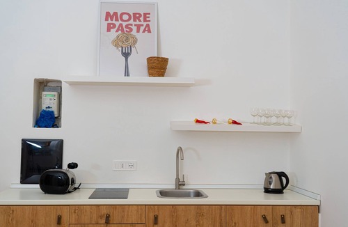 Rione Sanita Apartment | Casa delle camelie - Two Bedroom Apartment, Sleeps 6