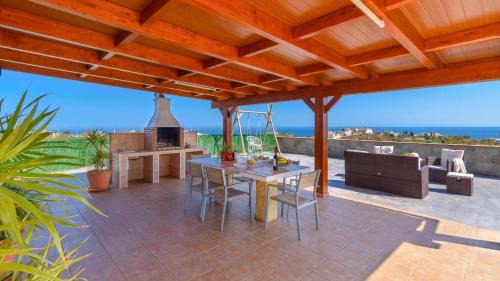 Almayate Alto Villa | Casa Maria de Velez Almayate Alto by Ruralidays