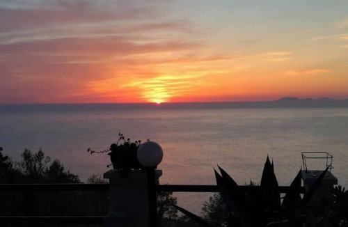 Castellabate Historic Centre Apartment | Castellabate - Panoramic apartment overlooking the Gulf of Salerno