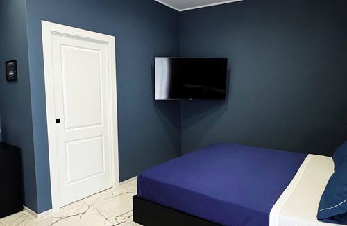 Vasto Bed & Breakfast | Central guesthouse 3 min from Napoli Centrale - WiFi, flexible check-in