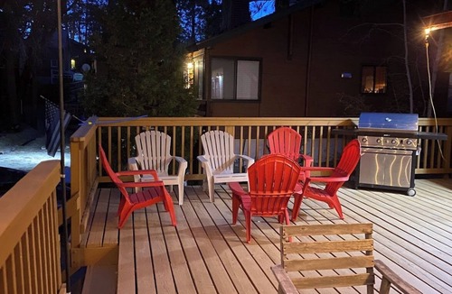 Green Valley Lake Cabin | Charming 2-bedroom cabin in Green Valley Lake with AC, WiFi