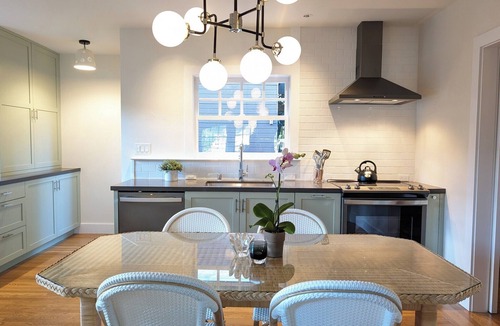 San Anselmo House | Charming 2-bedroom house in San Anselmo with AC