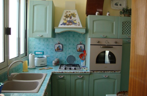 Meta Apartment | CHARMING APARTMENT WITH TERRACE EQUIPPED A FEW MILES FROM SORRENTO