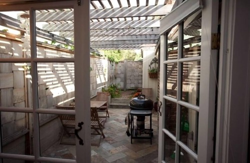 South Laguna Cottage | Charming Beach Bungalow in South Laguna Beach Village. Private Property Parking,