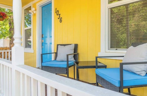 Old Southwest House | Charming Boho 2BR Midtown - Fenced Yard for Pets