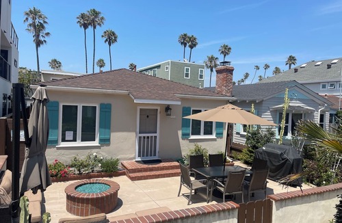 South Mission Beach House | Charming House on Quiet South Mission Beach Court! Steps from the water!