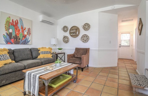 Walnut Grove House | Charming Mexico-inspired Casita located at a Waterfront Resort