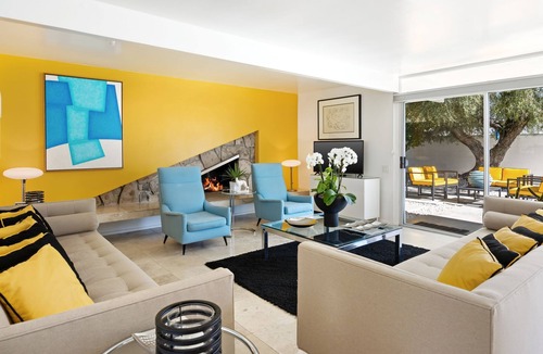 Palm Springs House | Classic Villa with Hollywood Flair and Gleaming Pool!