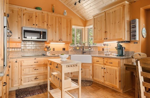 Wrightwood Cabin | Cloud 9 Cozy A-Frame | Wrightwood Escape