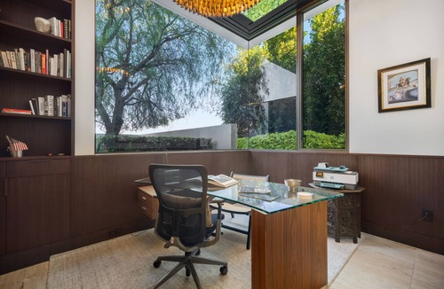 Hollywood Hills West Villa | Collingwood - Modern Architectural Home with Spectacular Views