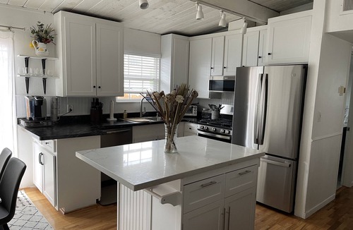 Pacific Grove House | Come stay at Quite Neighborhood Duplex at the Shafter house