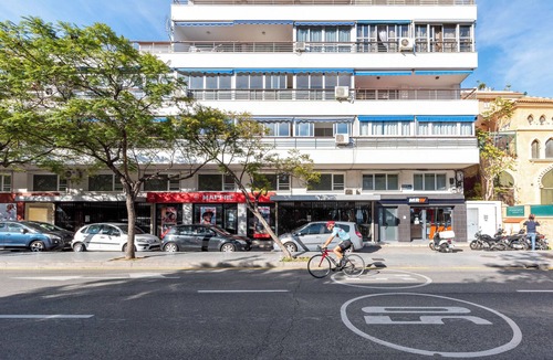 Pedregalejo Apartment | Cosy Studio Apartment in Málaga close to the Beach with Wi-Fi