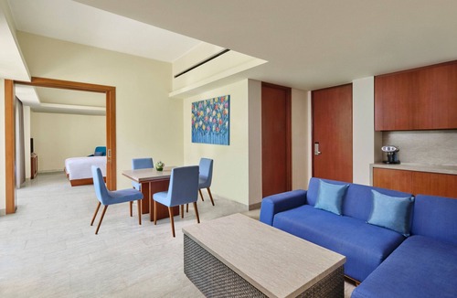 BTDC Resort | Courtyard by Marriott Bali Nusa Dua Resort