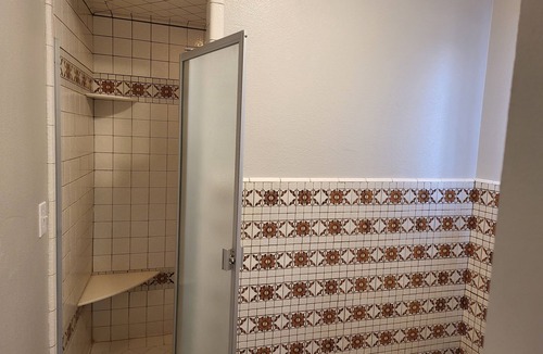 Apple Valley Condo | Cozy 1-bedroom pet friendly condo sleeps 6 with private balcony, Wi-Fi, laundry