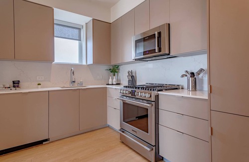 West Los Angeles Apartment | Cozy & Charming Studio w Full Bed & Kitchen UCLA