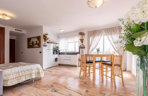 Torrequebrada House | Cozy home in Benalmádena