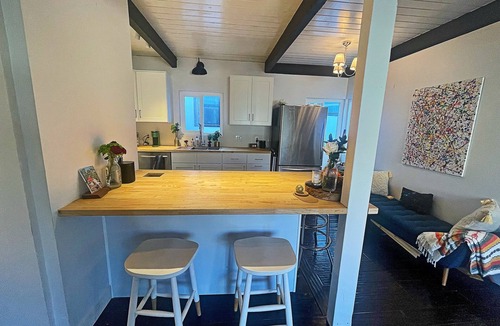 Corona del Mar Cottage | Cozy, private & charming 3bd/2ba cottage in a magical little village by the Sea