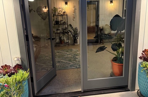 Solvang Apartment | Cozy private studio with AC and indoor patio with hot tub in charming Solvang