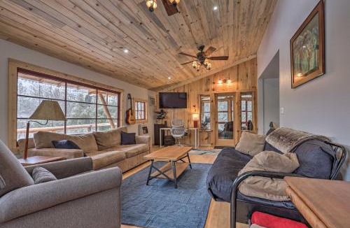 Pinehurst House | Creekside Cabin 8 Mi to Kings Canyon National Park