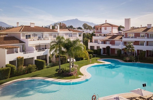 El Paraiso Apartment | Cubo's Cortijo Del Mar Resort 2 dorm 4 PAX/Marbella/free wifi/air conditioning/community pool
