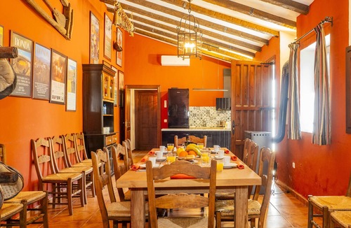 Alcala del Valle Cottage | Cubo's El Baldio Country House - Setenil Bodegas/pastureland/rural/private pool/air conditioning/free Wi-Fi