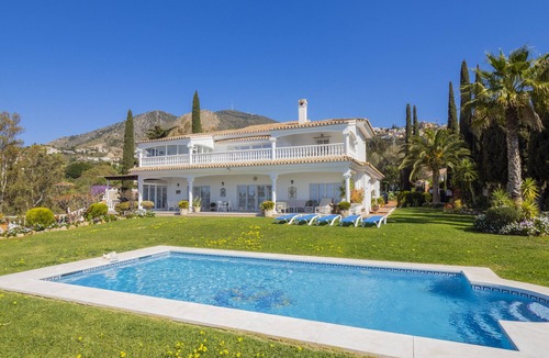 Benalmadena Costa Villa | Cubo's Villa Las Colinas/Private pool/wifi/air conditioning