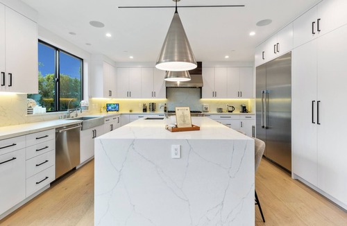 Melrose Villa | Curson Modern - Modern Beverly Grove Masterpiece