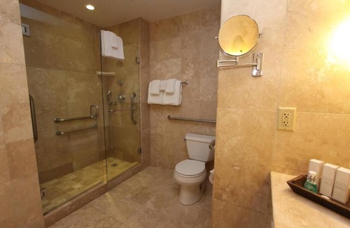 Golden Rectangle Hotel | Cypress Inn