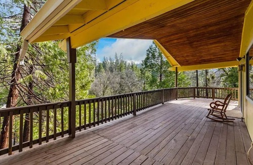 Twain Harte House | Delightful 3-bedroom Cabin house in Twain Harte perfect for your getaway