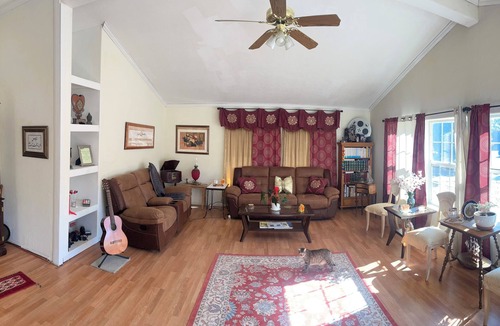 Warner Springs House | Delightful farmhouse with AC in Warner Springs - 5 bedrooms