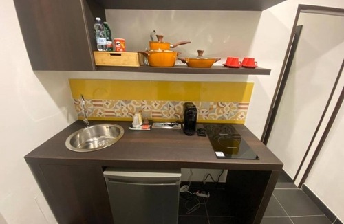 Naples City Centre Bed & Breakfast | Deluxe Room at Sofia and the City of Wonders