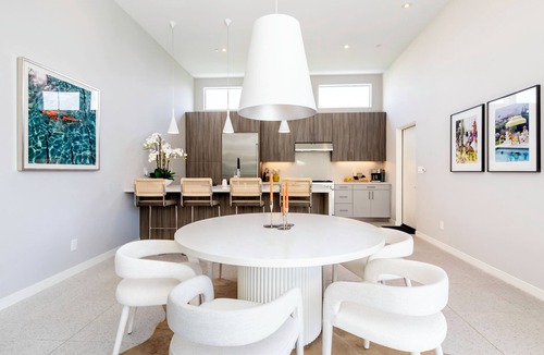 Racquet Club West House | Desert Oasis Getaway with Spectacular Mountain Views, City ID 042256