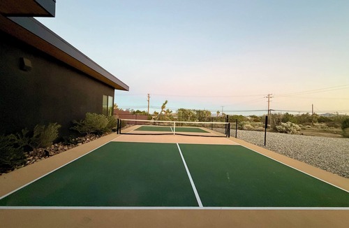 Yucca Valley Villa | Desert Retreat: Pickleball, Pool, Hot Tub, Sauna, Game Room, Firepit, Stargazing