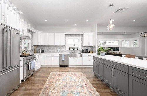 Mid City House | DISCOUNT Charming 3-bedroom, Large Craftsman Style in Mid City with Backyard