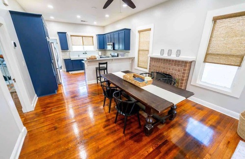 Riviera - Westchester House | Downtown Bakersfield Home w/Yard & Smart-TVs