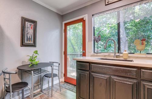 Fair Oaks House | Downtown Fair Oaks Home ~ 15 Mi to Sacramento!