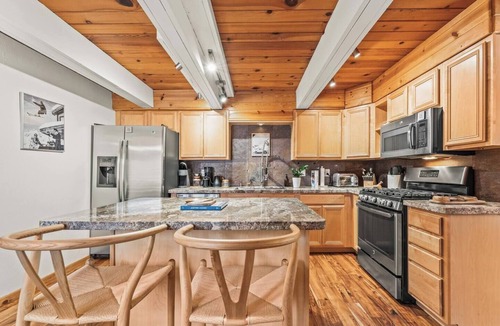 Tahoe Pines Cabin | Drifthaus - Large Deck w/Firepit, Mountain Views