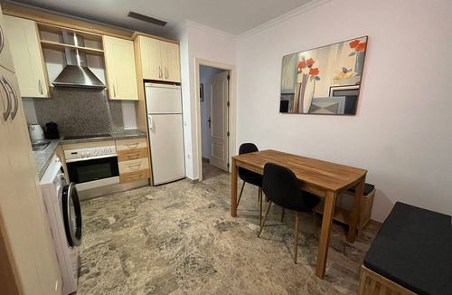 Centro Apartment | Elegant apt in cultural Málaga city and quiet area next to Cathedral. lift, WIFI