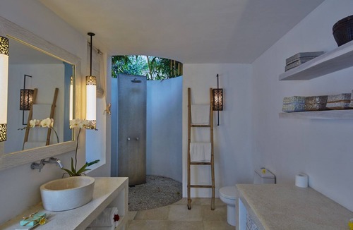Lodtunduh Villa | Enjoy a second Honey Moon