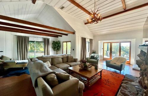 Julian Villa | EPIC VIEWS, Large Deck, BBQ, Private, Close to Julian, Great for Families or Entertaining