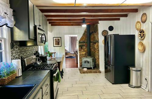 Julian Villa | EPIC VIEWS, Large Deck, BBQ, Private, Close to Julian, Great for Families or Entertaining
