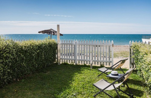 Saladillo-Benamara House | Estepona Beachfront Garden by Libehomes