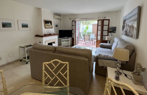 Playa del Sol-Villacana Villa | Estepona- Villacana. Nice apartment near the sea