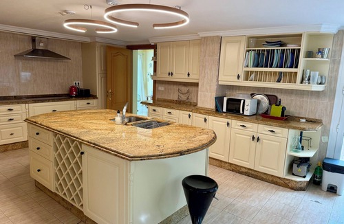 Torremolinos Villa | Exclusive luxury villa near beach, panoramic sea views, heated pool jacuzzi wifi