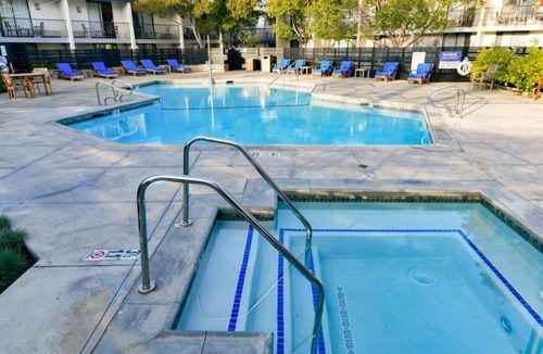 Tamalpais-Homestead Valley House | Experience our newly renovated rooms located in beautiful Marin county!