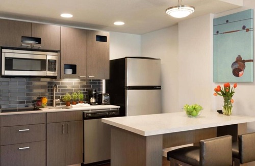 Emeryville House | Explore Emeryville During Your Extended Stay at Our San Francisco Bay Room