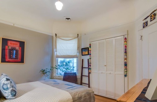 Castro District Condo | FAB LOCATION & VALUE, SAN FRANCISCO-2 BR, Den Light-filled Flat, MIN 1 MO STAY