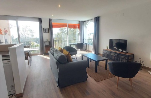 Cerrado de Calderon Apartment | Family apartment with pool, gardens and parking in Malaga