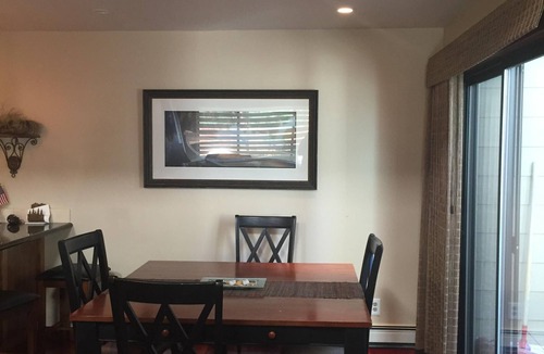 Incline Village Condo | Family Friendly 3 BR Lake Tahoe Retreat close to Lake, Casino and Skiing.